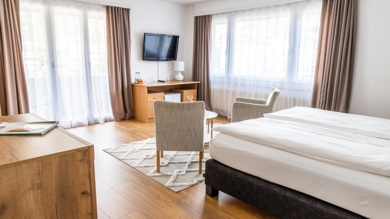 Hotel Europe บริก ภายนอก รูปภาพ