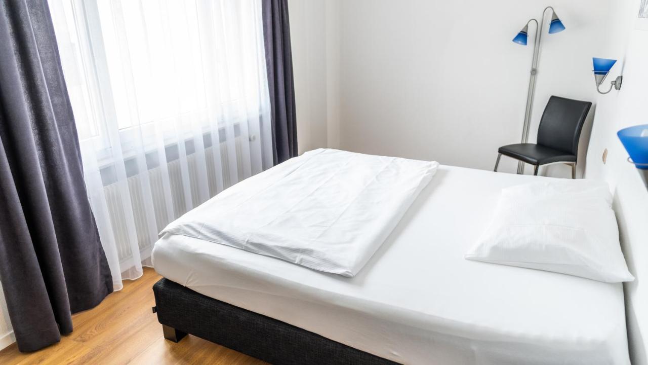 Hotel Europe บริก ภายนอก รูปภาพ