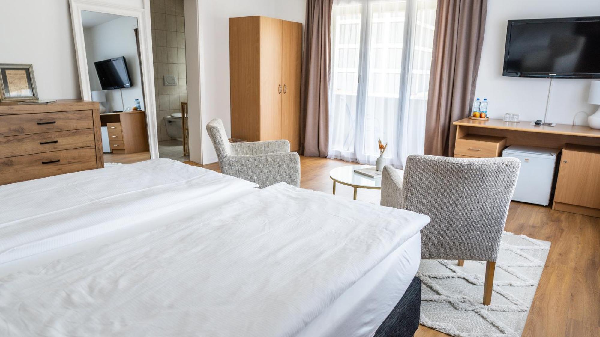 Hotel Europe บริก ภายนอก รูปภาพ