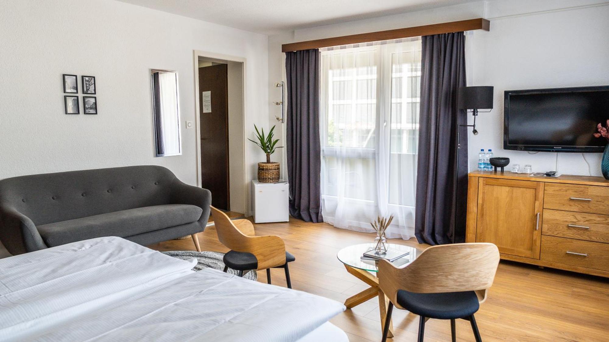 Hotel Europe บริก ภายนอก รูปภาพ