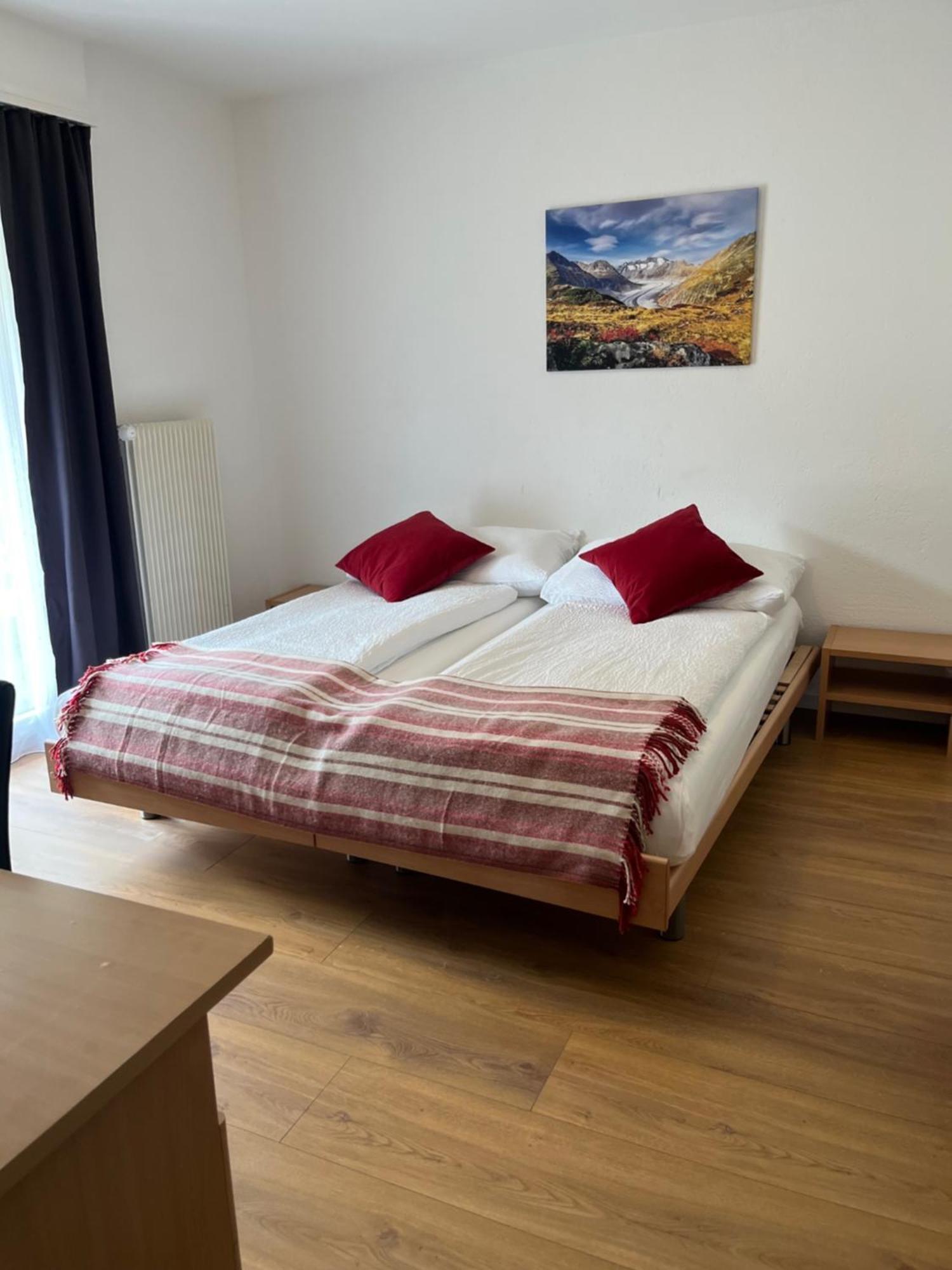 Hotel Europe บริก ภายนอก รูปภาพ