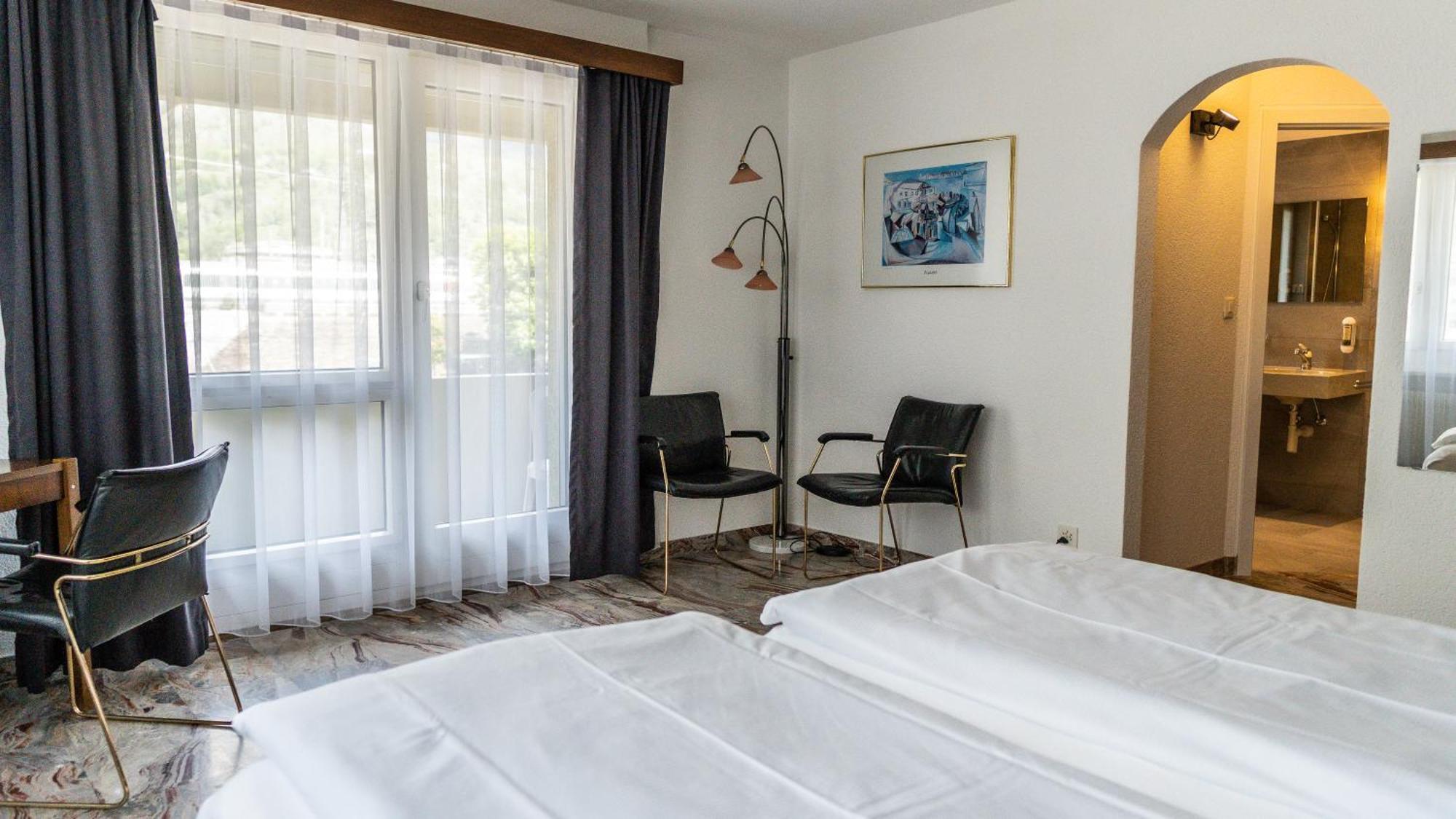 Hotel Europe บริก ภายนอก รูปภาพ